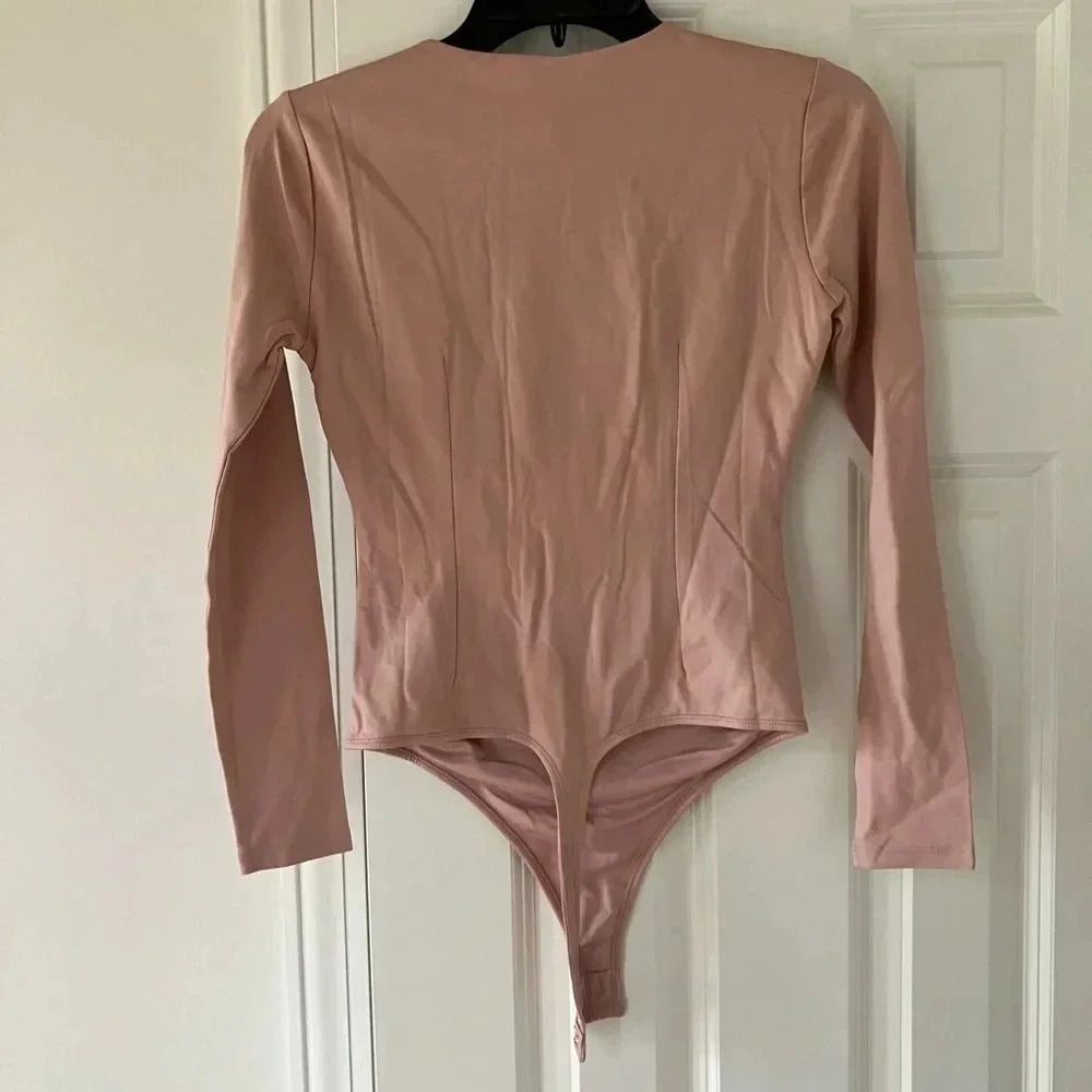 NWOT PRIVACY PLEASE - Blush Pink Long Sleeve Bodysuit Small - Picture 2 of 4